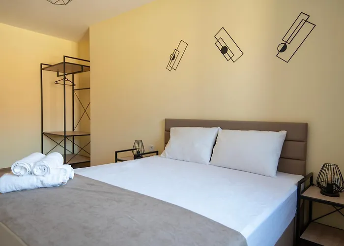 By The River 1 Apartamento