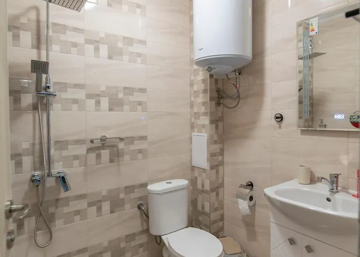 Апартамент By The River 1